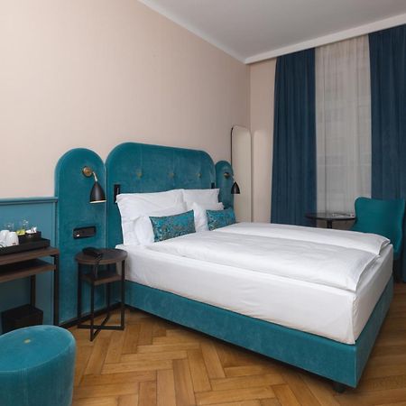 Stadt Hotel Citta Болзано Екстериор снимка